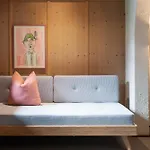 シュネンヘル ハウス ホテル