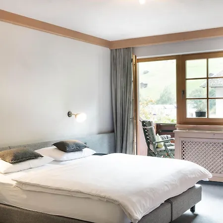 Schoenherr Haus מלון ניוסטיפט אים סטובאיטל