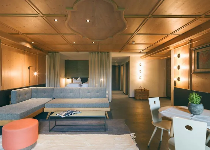 Hotell Schoenherr Haus Neustift im Stubaital