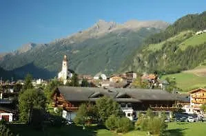 Schoenherr Haus Hotell 4*