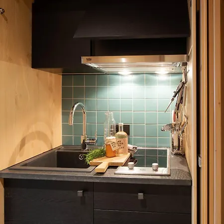 Schoenherr Haus 호텔
